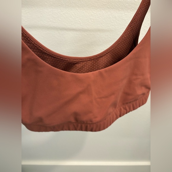 Vuori Women Daily Sports Bra - Picture 4 of 10